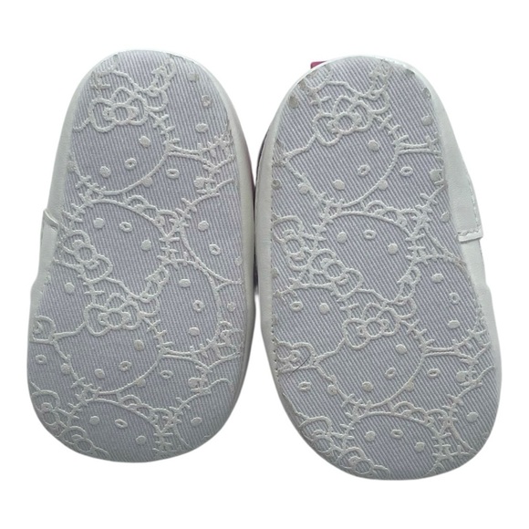 073 Hello Kitty Baby Walker Shoes - Picture 6 of 7